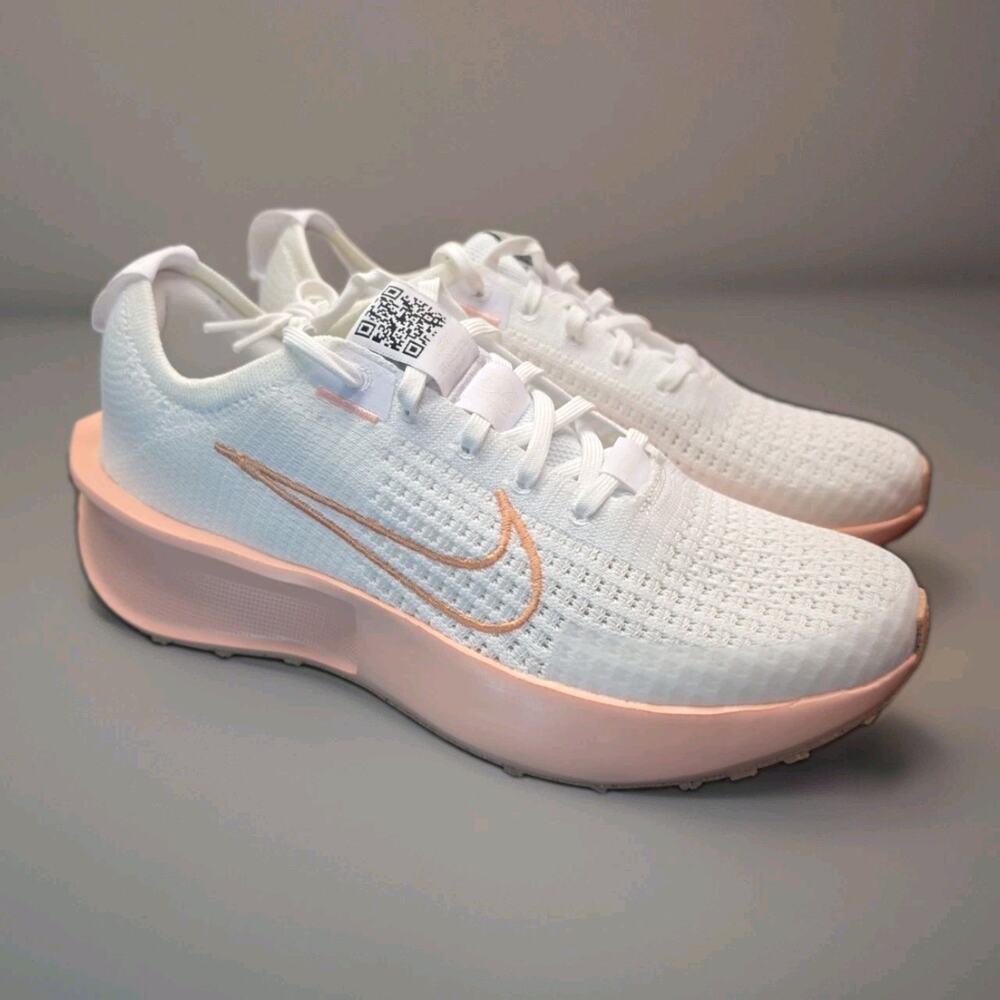 Size 8 - Nike Interact Run White Apricot Agate W - Picture 2 of 5